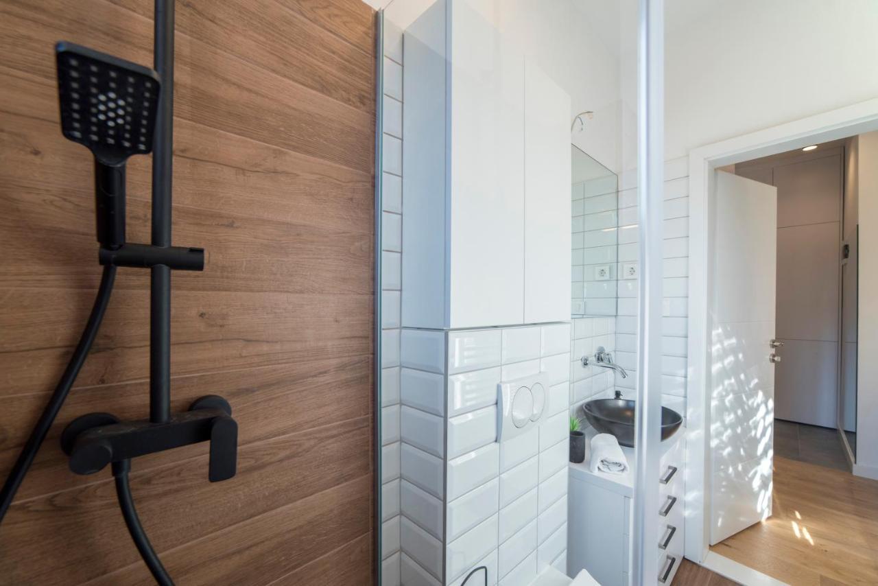 Green Leaf Apartment ซาเกร็บ ภายนอก รูปภาพ